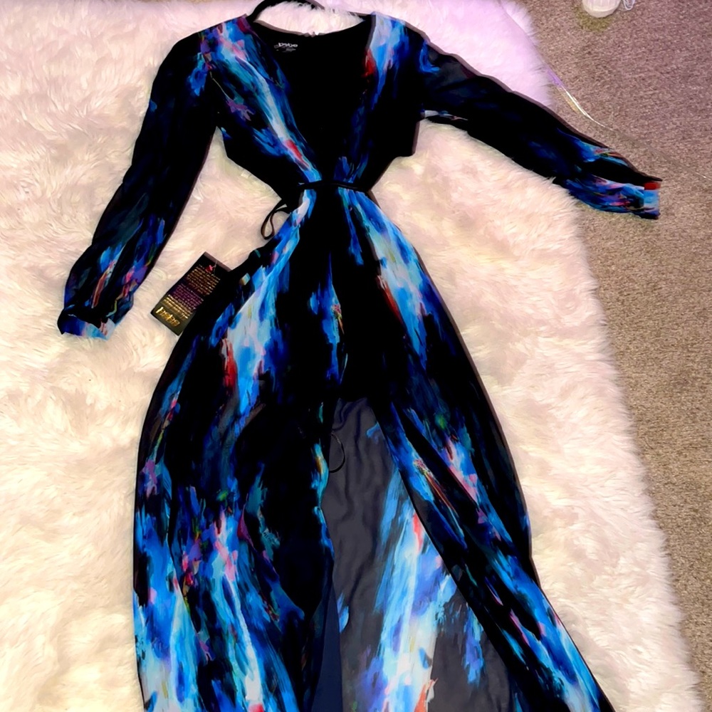 Bebe shaped with cutout detailing